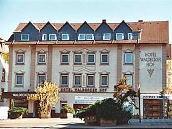 ホテル Waldecker Hof Marburg エクステリア 写真